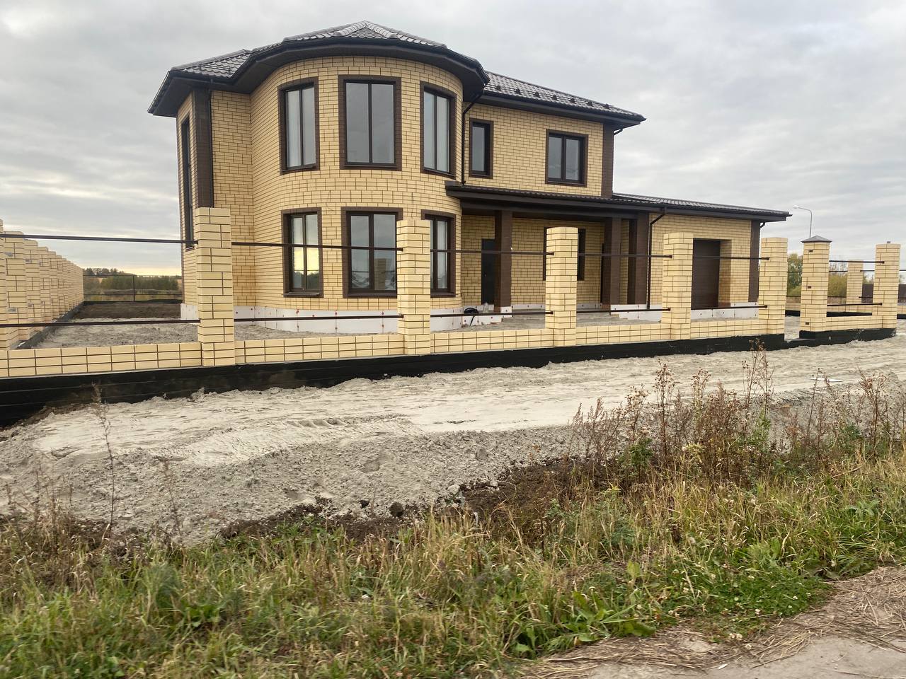 https://nizhnekamsk.delaem-okna.ru/storage/app/uploads/public/63f/453/2a7/63f4532a72e7e754835368.jpeg